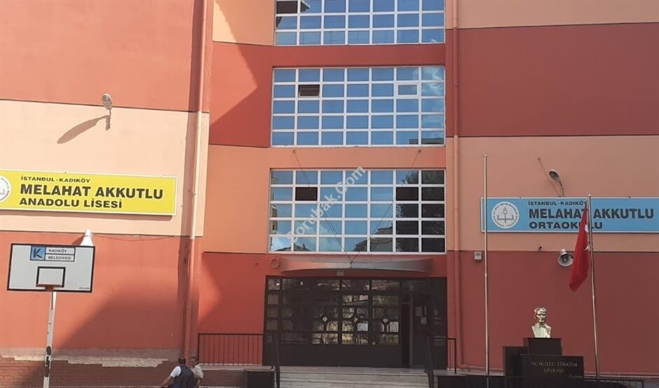 Melahat Akkutlu Anadolu Lisesi