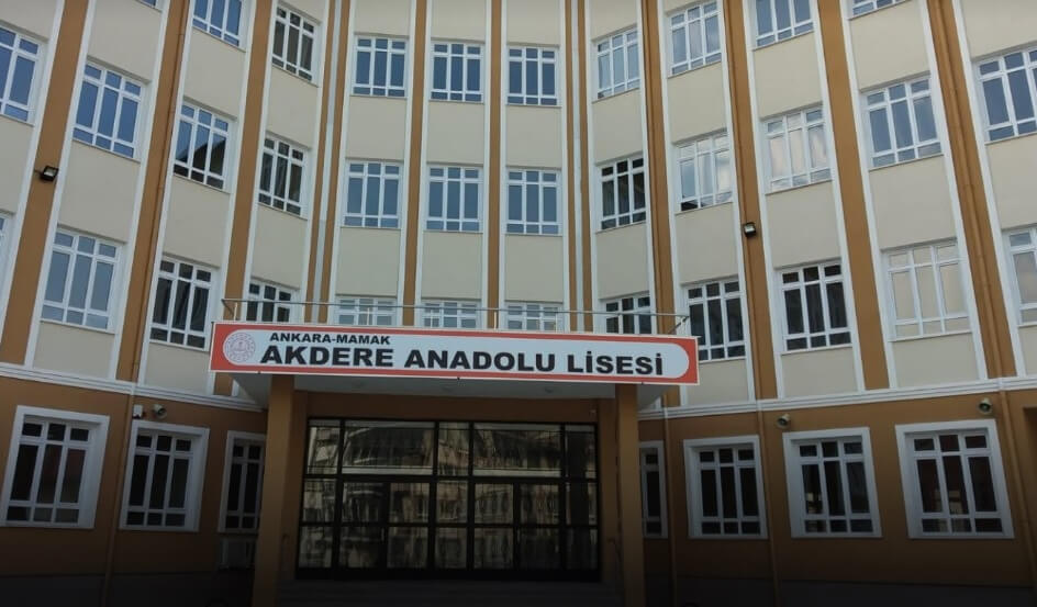 Akdere Anadolu Lisesi