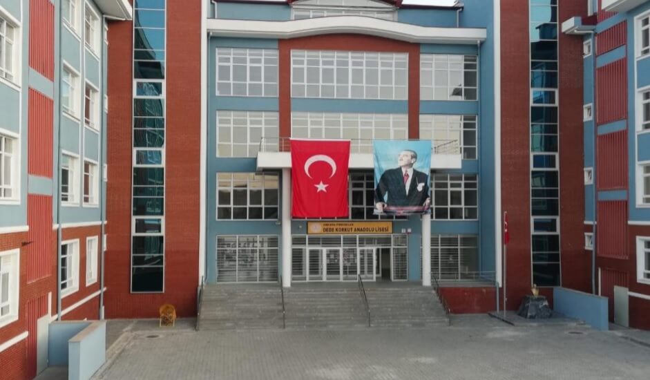 Dede Korkut Anadolu Lisesi