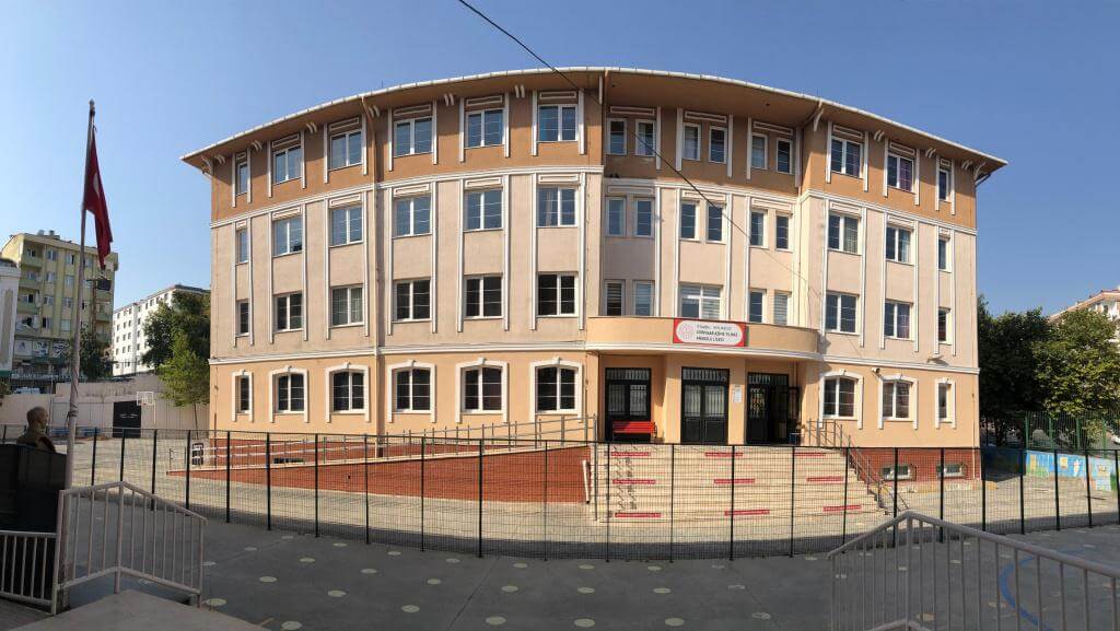 Çağrı Bey Anadolu Lisesi