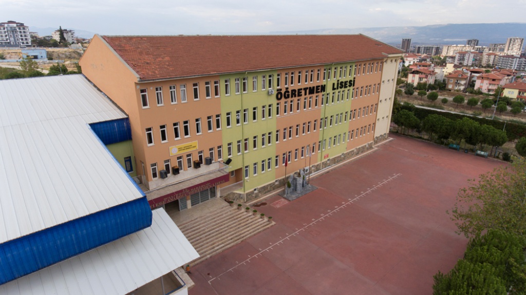 Lütfi Ege Anadolu Lisesi