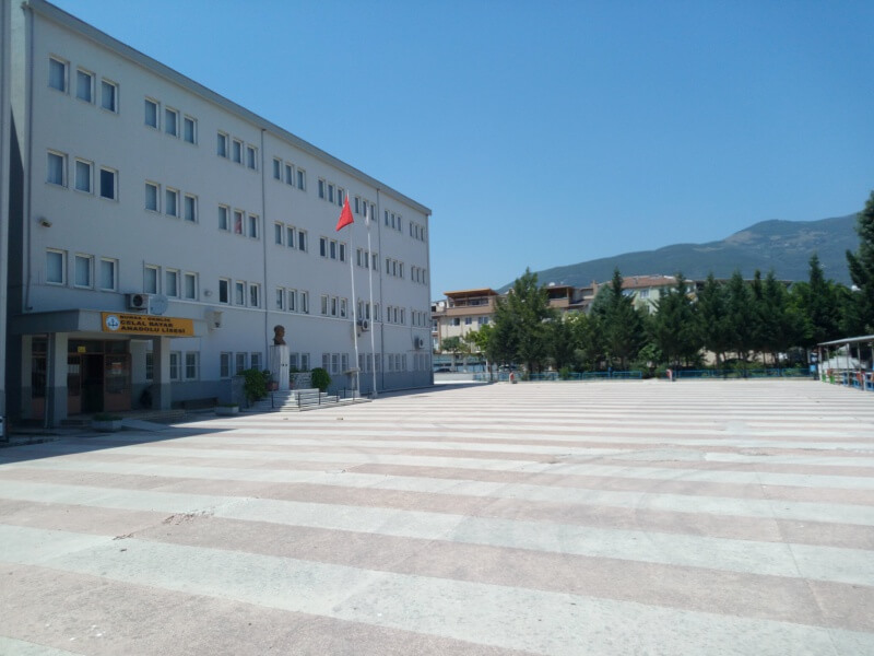 Celal Bayar Anadolu Lisesi