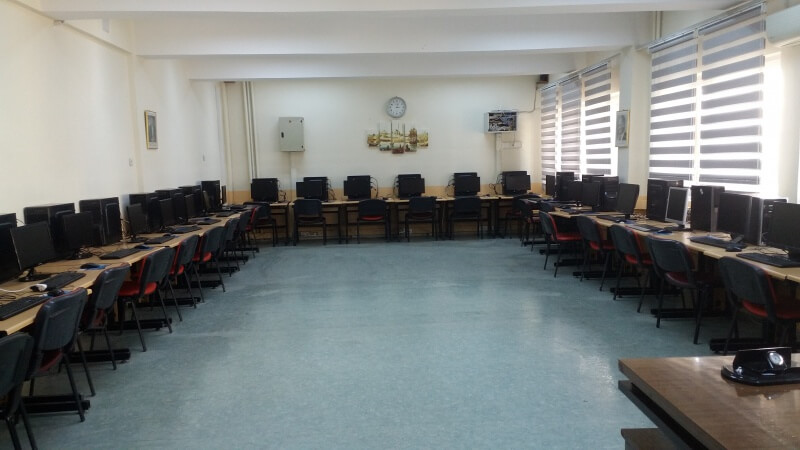 Kadirli �ehit ��retmen Orhan G�k Anadolu Lisesi