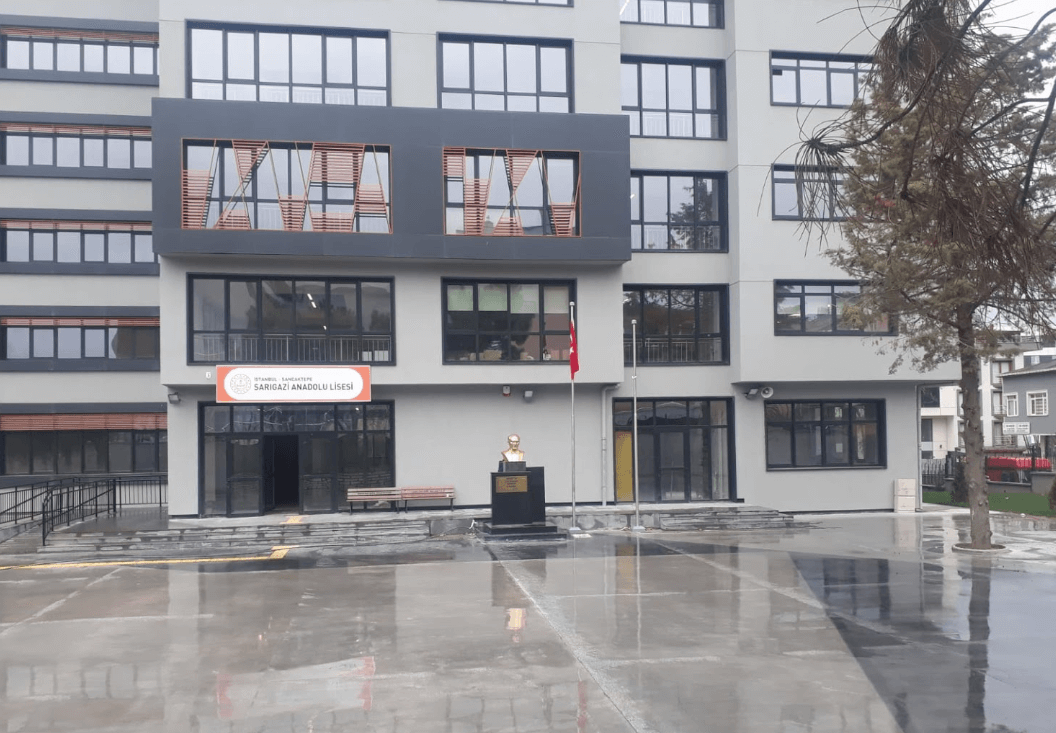 Sar�gazi Anadolu Lisesi