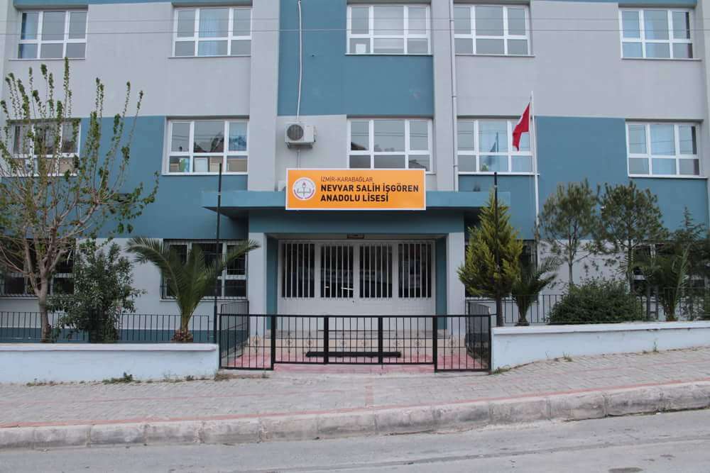 Karaba�lar Nevvar Salih ��g�ren Anadolu Lisesi