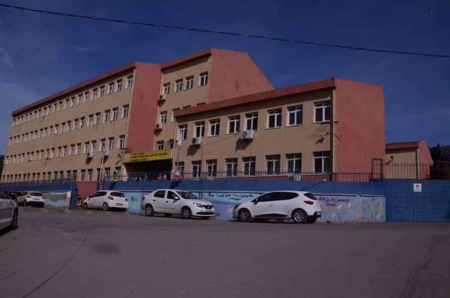 Pendik Yunus Emre Ticaret Mesleki ve Teknik Anadolu Lisesi