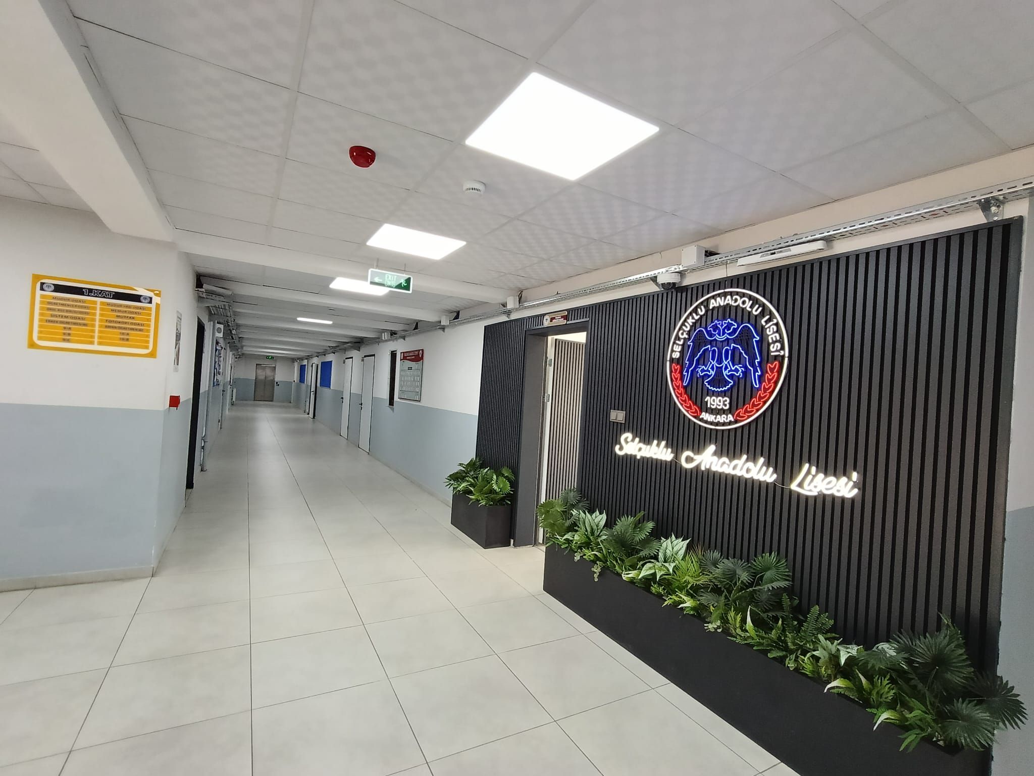Sel�uklu Anadolu Lisesi