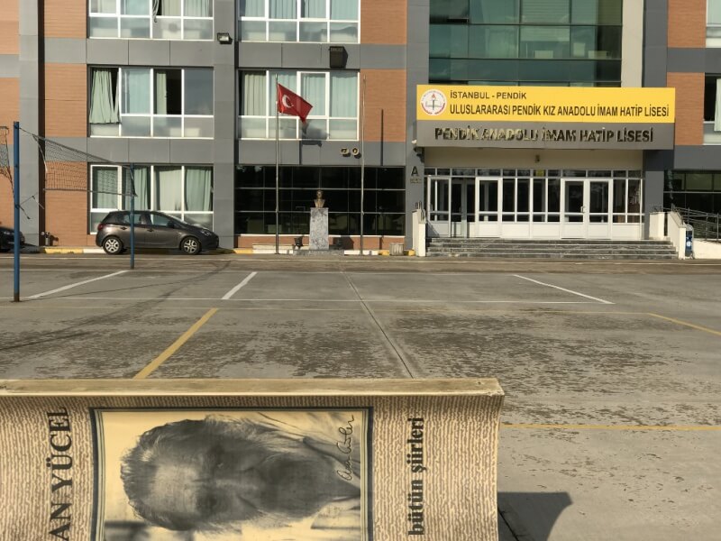 Uluslararas� Pendik K�z Anadolu �mam Hatip Lisesi