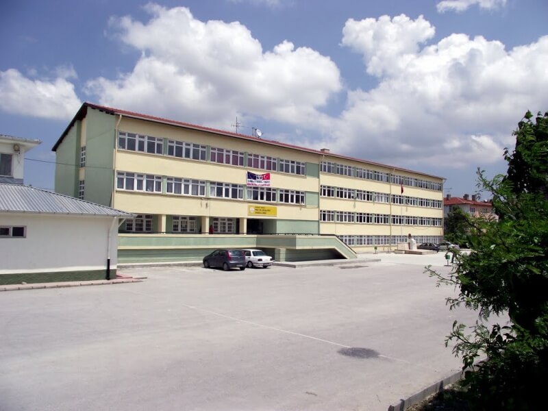 Prof. Dr. Orhan Oğuz Anadolu Lisesi