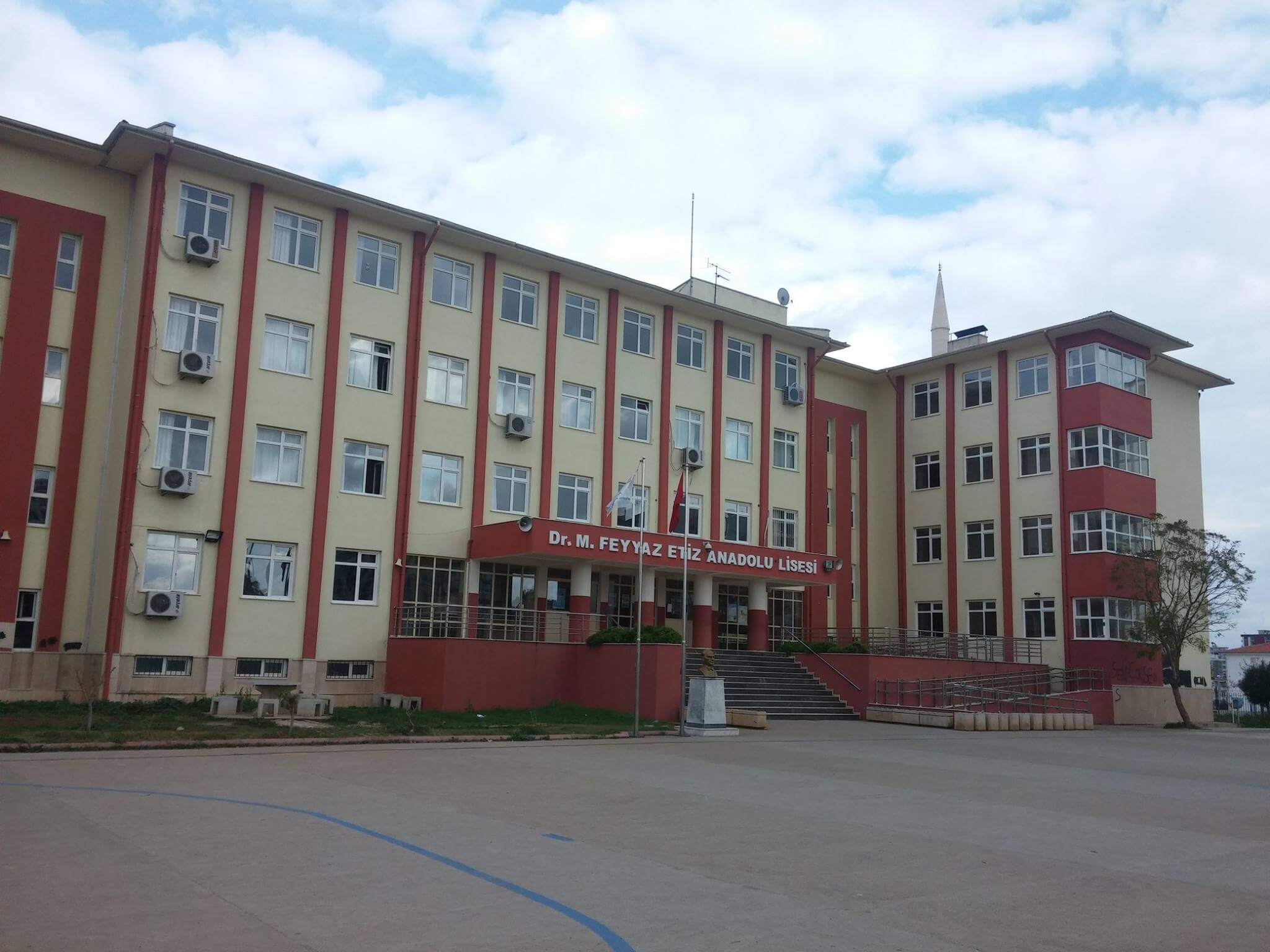 Dr.M. Feyyaz Etiz Anadolu Lisesi