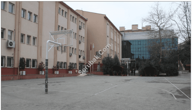 Hüseyin Avni Sözen Anadolu Lisesi