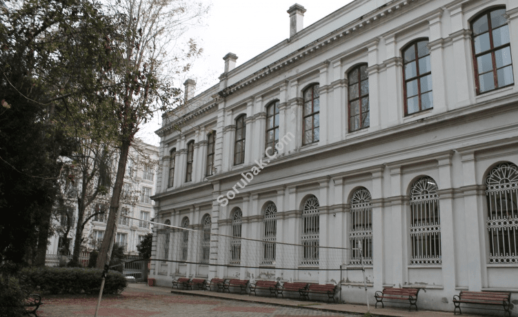 Ca�alo�lu Geleneksel T�rk Sanatlar� Mesleki ve Teknik Anadolu Lisesi