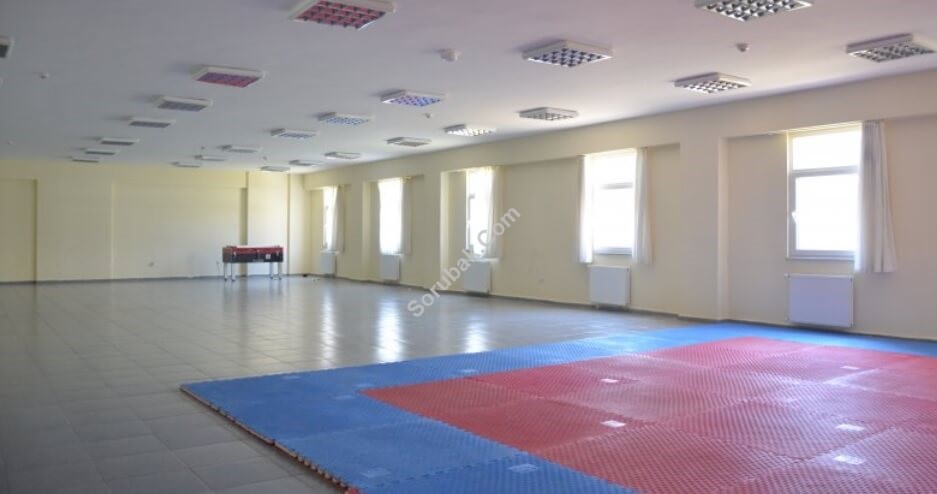Beylikd�z� Azem Y�kselo�lu Anadolu �mam Hatip Lisesi