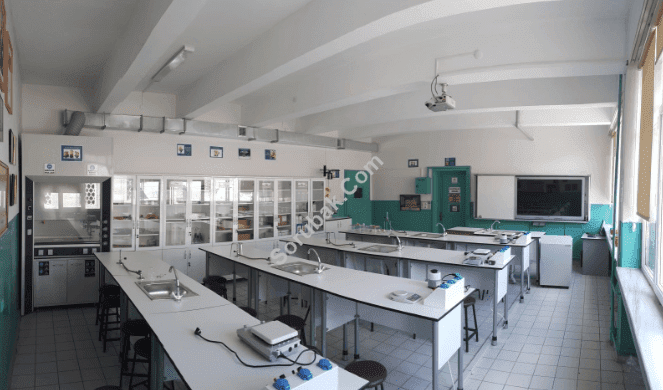 Vefa Lisesi