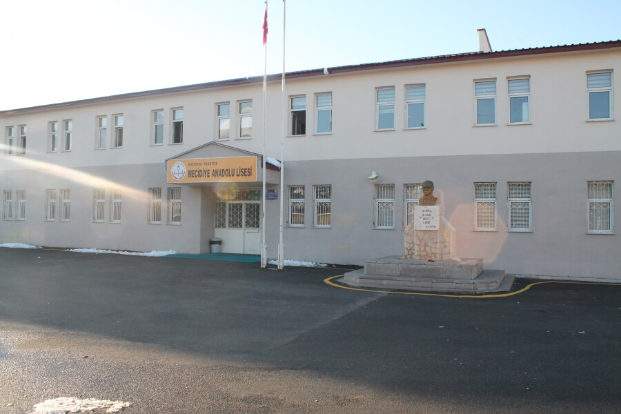 Mecidiye Anadolu Lisesi
