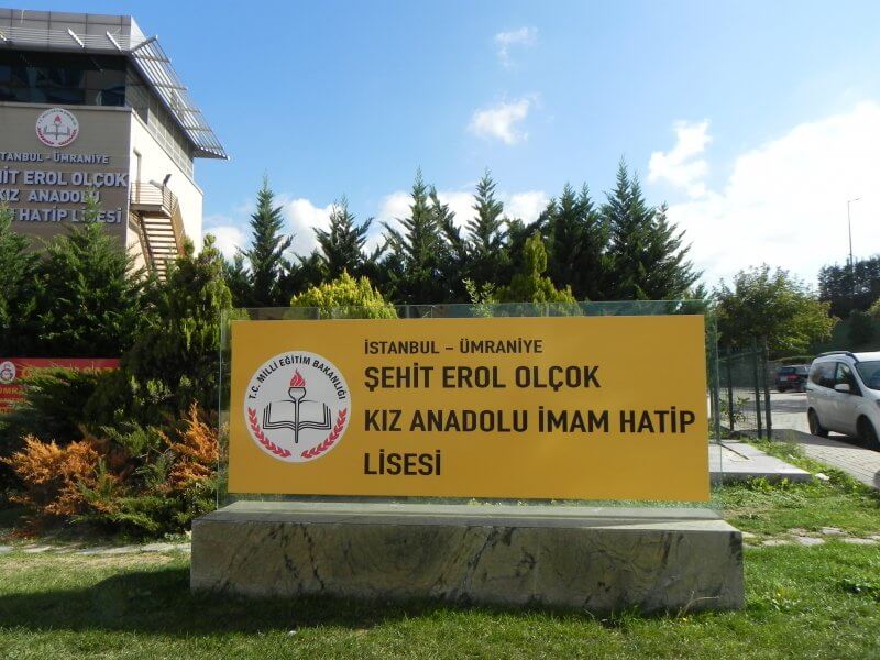 �mraniye �ehit Erol Ol�ok K�z Anadolu �mam Hatip Lisesi