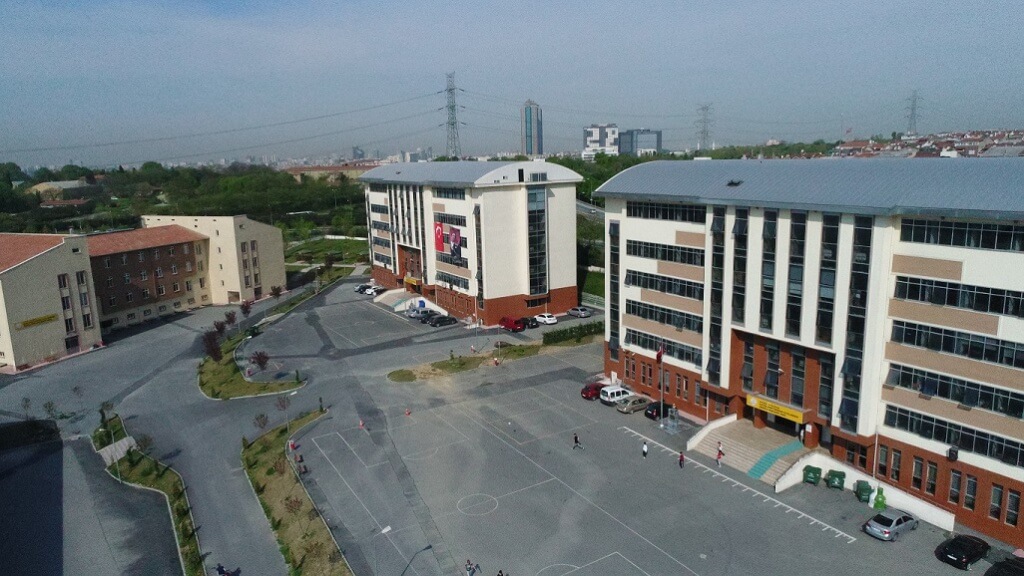 Uluslararas� Kaptan Ahmet Erdo�an Anadolu �mam Hatip Lisesi