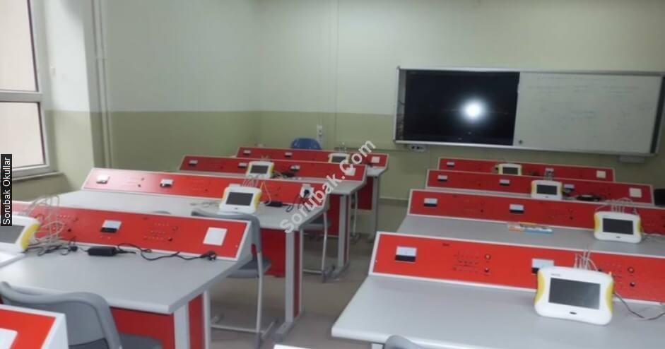 Rami Atat�rk Anadolu Lisesi