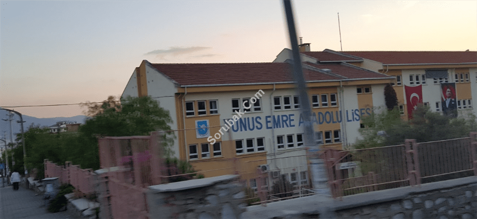 Yunus Emre Anadolu Lisesi