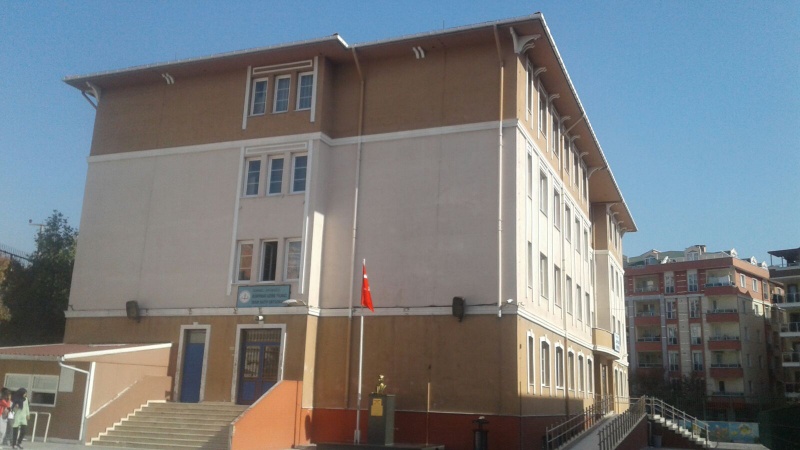 Çağrı Bey Anadolu Lisesi