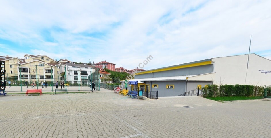 �aml�ca Anadolu Lisesi