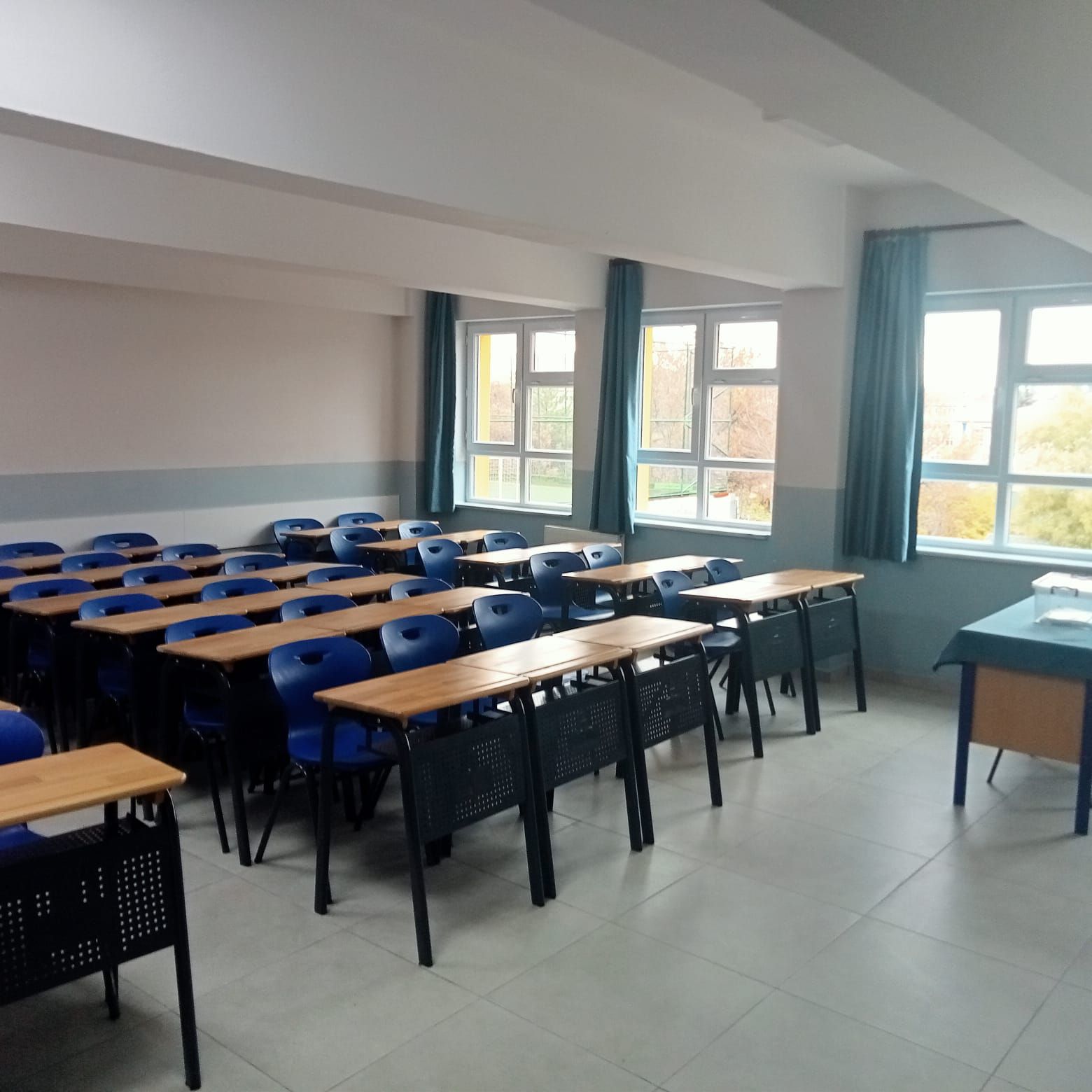 Sel�uklu Anadolu Lisesi