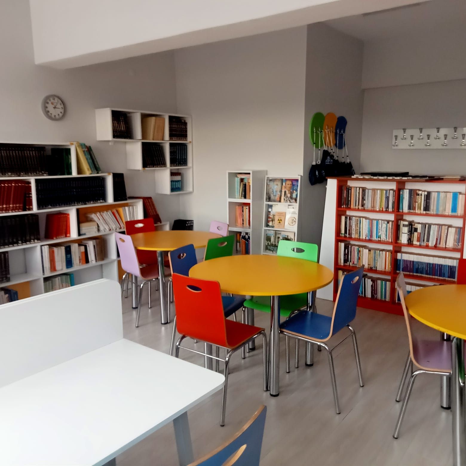 Sel�uklu Anadolu Lisesi