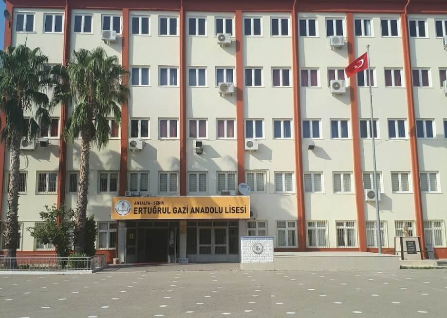Ertuğrul Gazi Anadolu Lisesi