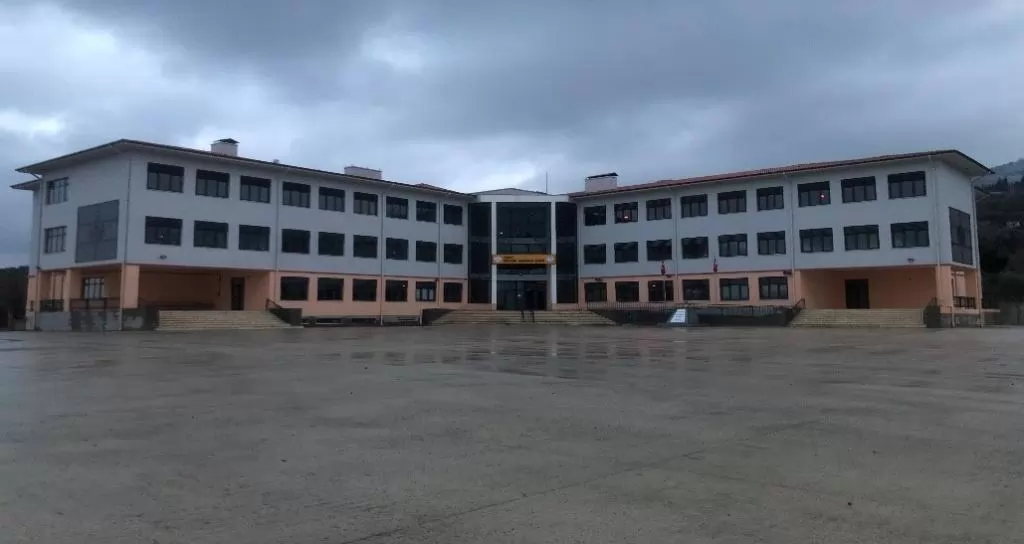 G�lc�k Anadolu Lisesi