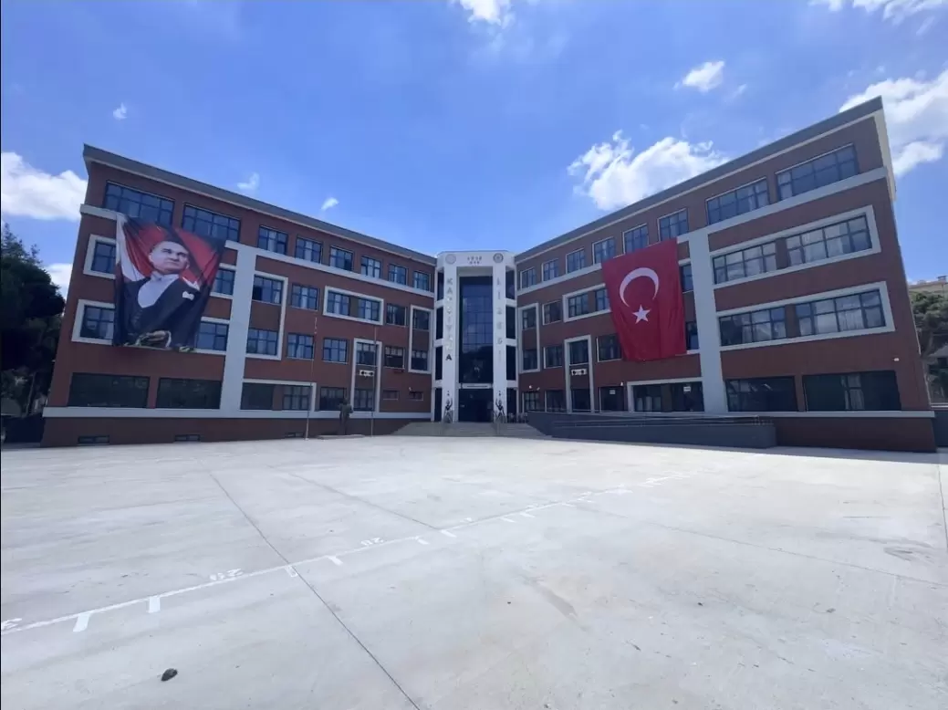 Karşıyaka Lisesi